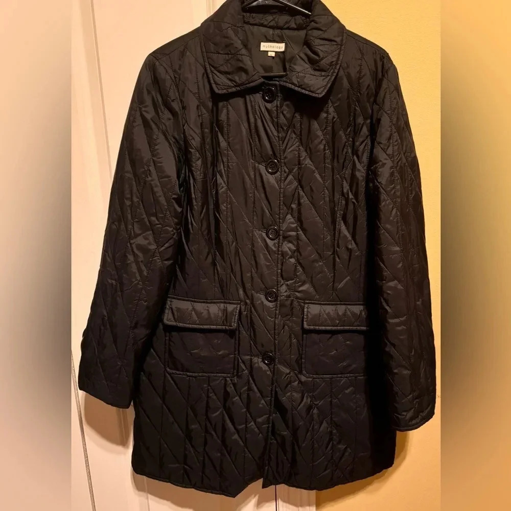 Mythology Women’s Black Quilted Button Up Jacket With Collar Size Large